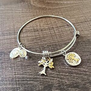 Footnotes‎ Silver Tone Bangle Bracelet with Tree of Life Charms